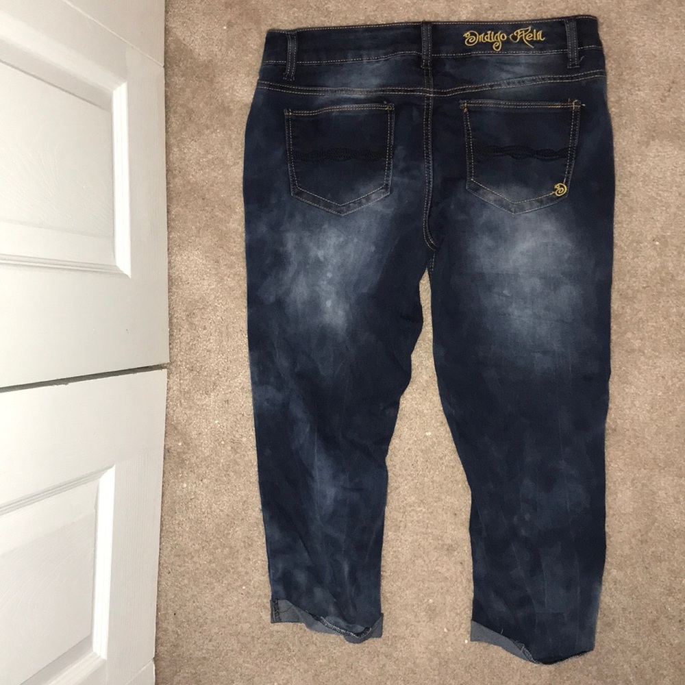 capris - Picture 2 of 2
